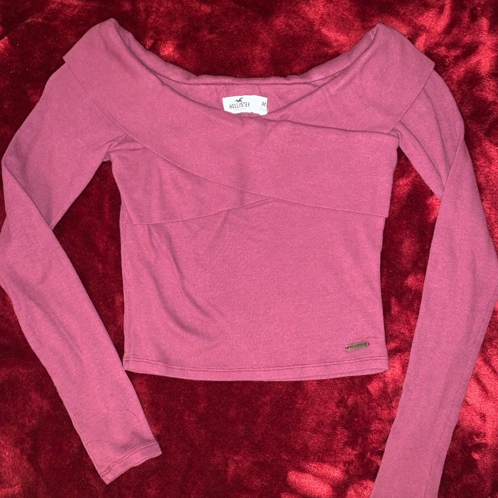 Hollister Off-the-Shoulder Long Sleeve